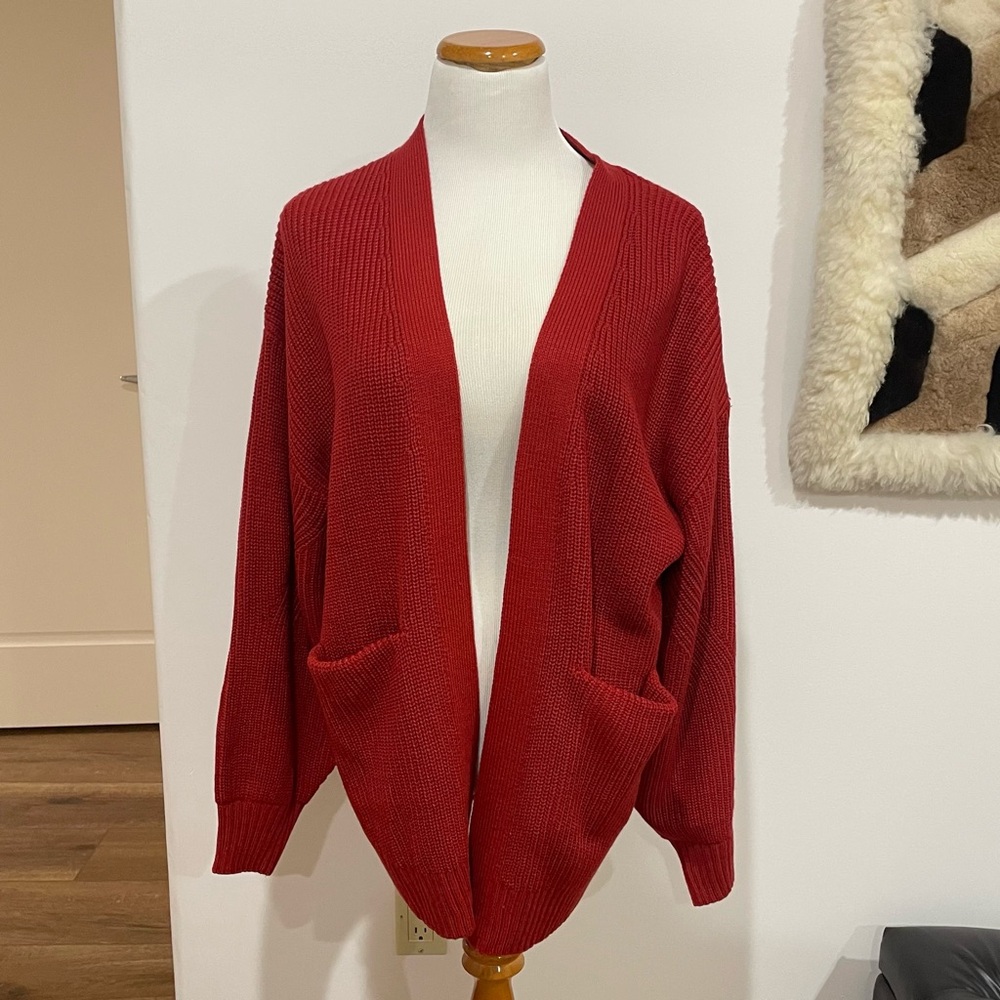 Illusory NWT Size M Red Open Cardigan Sweater
